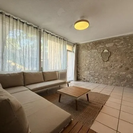 Appartement Climatise & Linge De Maison Inclus *